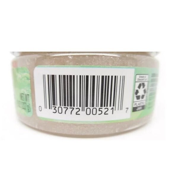 Quiet & Roar Lemon Blossom + Mint Scent Body Scrub with Essential Oils 8 oz NEW - Picture 2 of 6